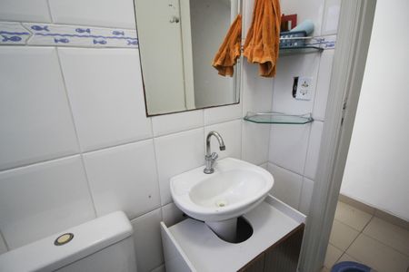 Banheiro de kitnet/studio para alugar com 1 quarto, 25m² em Vila Olímpia, São Paulo