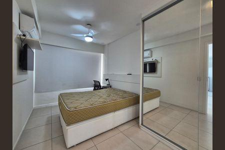 Apartamento para alugar com 1 quarto, 65m² em Recreio dos Bandeirantes, Rio de Janeiro