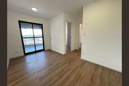 Sala de apartamento para alugar com 2 quartos, 59m² em Caxingui, São Paulo