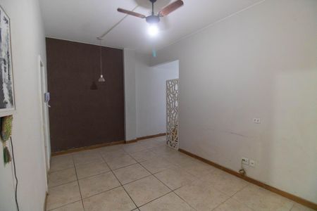 Sala de apartamento para alugar com 1 quarto, 65m² em Icaraí, Niterói