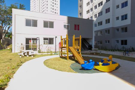 Apartamento à venda com 44m², 2 quartos e sem vaga Apartamento à venda com 44m², 2 quartos e sem vagaÁrea comum - Playground