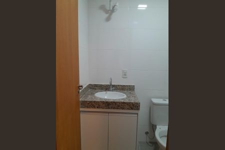 Banheiro  de apartamento à venda com 1 quarto, 32m² em Vila Congonhas, São Paulo