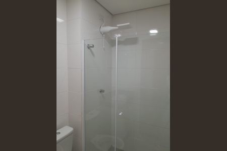 Banheiro  de apartamento à venda com 1 quarto, 32m² em Vila Congonhas, São Paulo