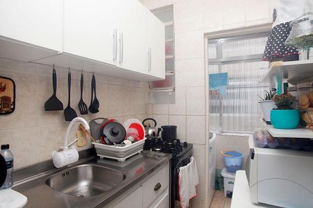 Cozinha + Área de Serviço de kitnet/studio à venda com 1 quarto, 45m² em Azenha, Porto Alegre