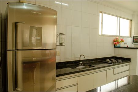 Apartamento para alugar com 75m², 2 quartos e 1 vaga Apartamento para alugar com 75m², 2 quartos e 1 vagaCozinha