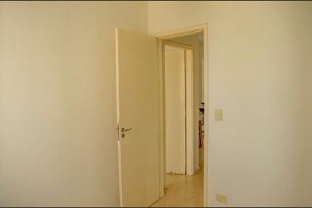 Quarto 1 de apartamento para alugar com 2 quartos, 75m² em Setor Bueno, Goiânia