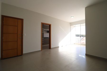 Apartamento para alugar com 84m², 3 quartos e 2 vagasSala
