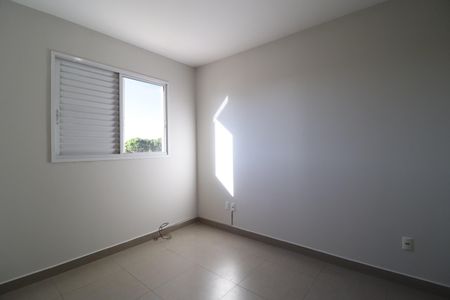 Quarto 3 - Suíte de apartamento para alugar com 3 quartos, 84m² em Segismundo Pereira, Uberlândia