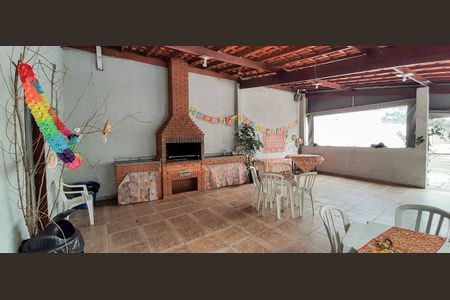 Área comum - Churrasqueira de apartamento para alugar com 2 quartos, 46m² em Quitaúna, Osasco