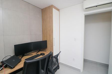 Apartamento à venda com 75m², 3 quartos e 2 vagasEscritório