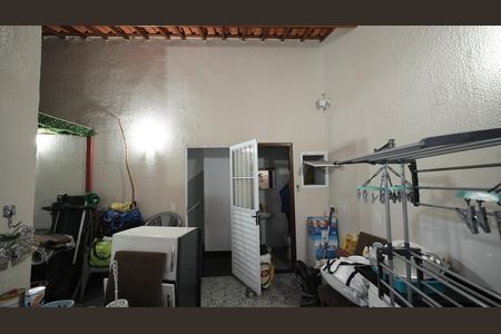 Casa para alugar com 112m², 2 quartos e 1 vagaCobertura