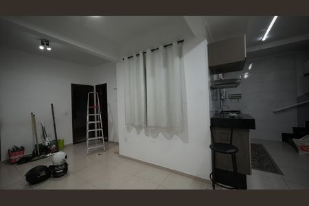 Casa para alugar com 112m², 2 quartos e 1 vagaSala