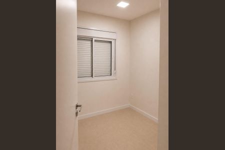 Quarto de apartamento à venda com 2 quartos, 43m² em Jardim Almanara, São Paulo