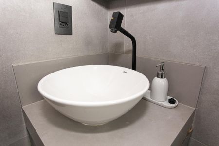 Banheiro de apartamento para alugar com 2 quartos, 42m² em Penha de França, São Paulo