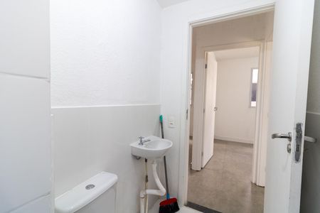 Apartamento à venda com 48m², 2 quartos e 1 vaga Apartamento à venda com 48m², 2 quartos e 1 vagaBanheiro