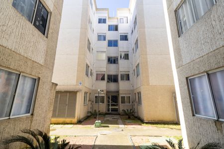 Apartamento à venda com 48m², 2 quartos e 1 vaga Apartamento à venda com 48m², 2 quartos e 1 vagaFachada
