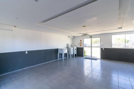 Apartamento à venda com 48m², 2 quartos e 1 vaga Apartamento à venda com 48m², 2 quartos e 1 vagaÁrea comum - Salão de festas