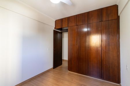 Apartamento para alugar com 62m², 2 quartos e 1 vaga Apartamento para alugar com 62m², 2 quartos e 1 vagaQuarto
