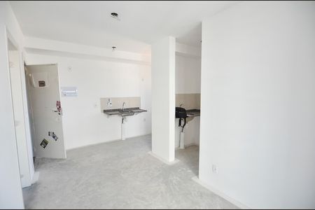 Apartamento à venda com 40m², 2 quartos e sem vaga Apartamento à venda com 40m², 2 quartos e sem vagaSala