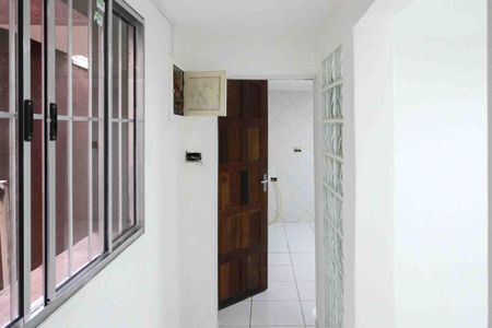 Corredor de casa para alugar com 1 quarto, 45m² em Vila Alpina, São Paulo