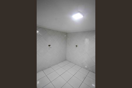 Cozinha de casa para alugar com 1 quarto, 45m² em Vila Alpina, São Paulo