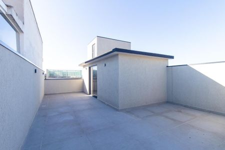 Casa de condomínio à venda com 130m², 3 quartos e 2 vagas Casa de condomínio à venda com 130m², 3 quartos e 2 vagasTerraço