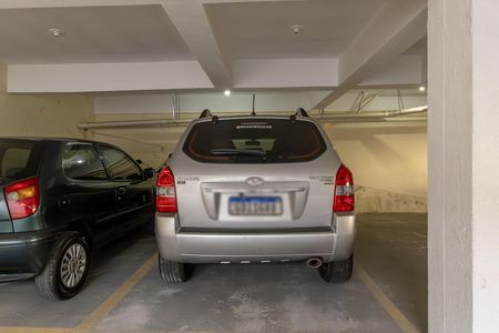 Garagem de apartamento para alugar com 2 quartos, 54m² em Jaqueline, Belo Horizonte