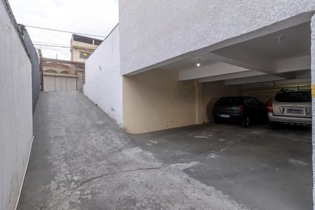 Garagem de apartamento para alugar com 2 quartos, 54m² em Jaqueline, Belo Horizonte