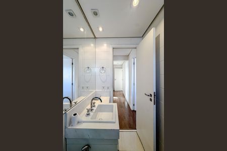 Apartamento para alugar com 124m², 3 quartos e 3 vagas