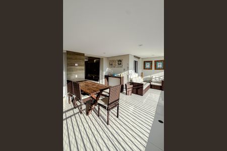 Apartamento para alugar com 124m², 3 quartos e 3 vagas