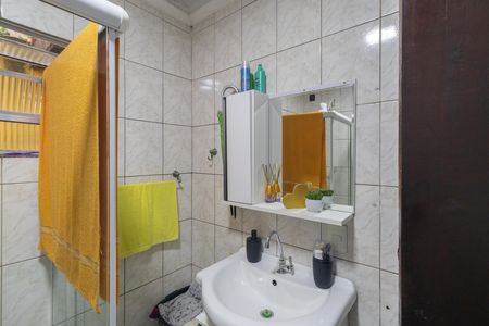 Casa à venda com 100m², 3 quartos e 2 vagas Casa à venda com 100m², 3 quartos e 2 vagasBanheiro