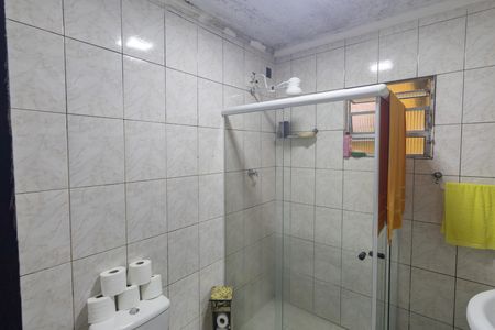 Casa à venda com 100m², 3 quartos e 2 vagas Casa à venda com 100m², 3 quartos e 2 vagasBanheiro