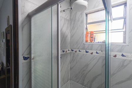 Casa à venda com 100m², 3 quartos e 2 vagas Casa à venda com 100m², 3 quartos e 2 vagasBanheiro da Suíte
