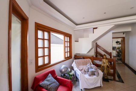 Casa à venda com 250m², 3 quartos e 4 vagas