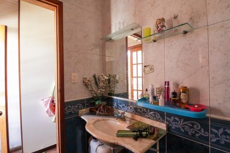 Casa à venda com 250m², 3 quartos e 4 vagas