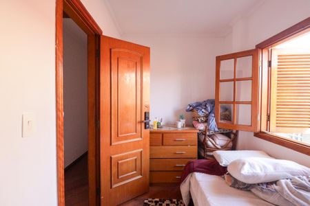 Casa à venda com 250m², 3 quartos e 4 vagas