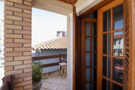 Casa à venda com 250m², 3 quartos e 4 vagas