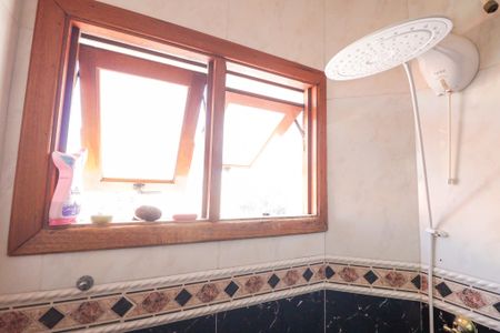 Casa à venda com 250m², 3 quartos e 4 vagas