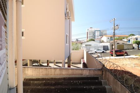 Plaquinha de apartamento para alugar com 2 quartos, 63m² em Saraiva, Uberlândia