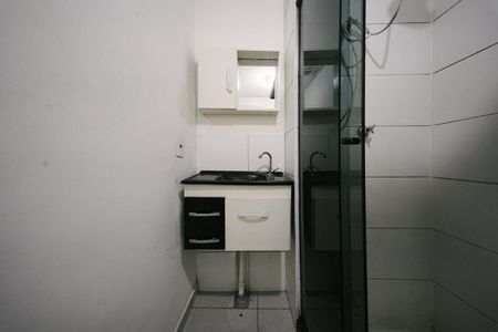 Banheiro de apartamento para alugar com 2 quartos, 43m² em Vila Cosmopolita, São Paulo