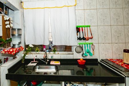 Cozinha de casa à venda com 3 quartos, 80m² em Trevo, Belo Horizonte