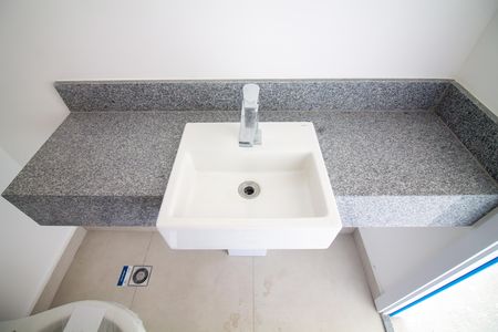 Apartamento à venda com 167m², 4 quartos e 2 vagas Apartamento à venda com 167m², 4 quartos e 2 vagasLavabo