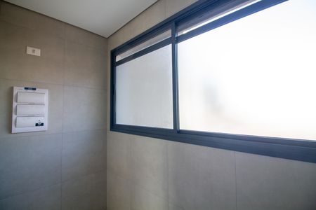 Área de Serviço de apartamento à venda com 4 quartos, 167m² em Vila Cordeiro, São Paulo