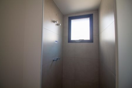 Apartamento à venda com 167m², 4 quartos e 2 vagas Apartamento à venda com 167m², 4 quartos e 2 vagasBanheiro da Suíte 1