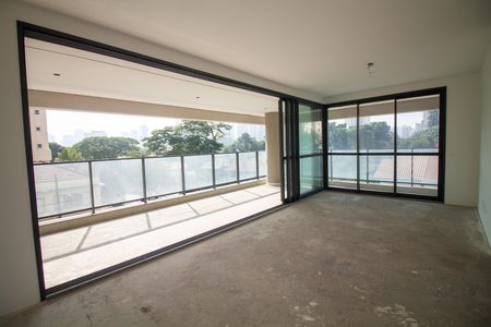 Apartamento à venda com 4 quartos, 167m² em Vila Cordeiro, São Paulo