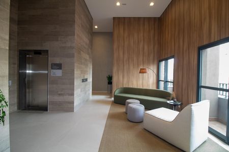 Apartamento à venda com 167m², 4 quartos e 2 vagas Apartamento à venda com 167m², 4 quartos e 2 vagasHall Social