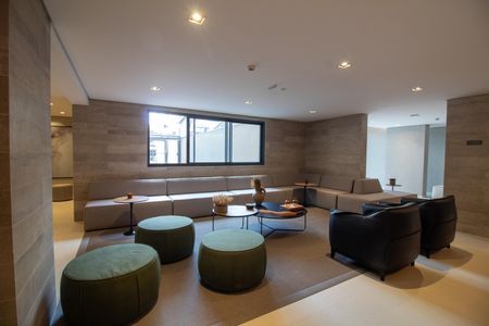 Apartamento à venda com 167m², 4 quartos e 2 vagas Apartamento à venda com 167m², 4 quartos e 2 vagasÁrea comum - Salão de Festas