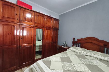 Casa à venda com 120m², 2 quartos e 2 vagas Casa à venda com 120m², 2 quartos e 2 vagasQuarto 1
