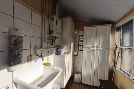 Casa à venda com 120m², 2 quartos e 2 vagas Casa à venda com 120m², 2 quartos e 2 vagasÁrea de Serviço