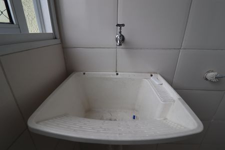 Apartamento para alugar com 63m², 2 quartos e 1 vagaÁrea de Serviço